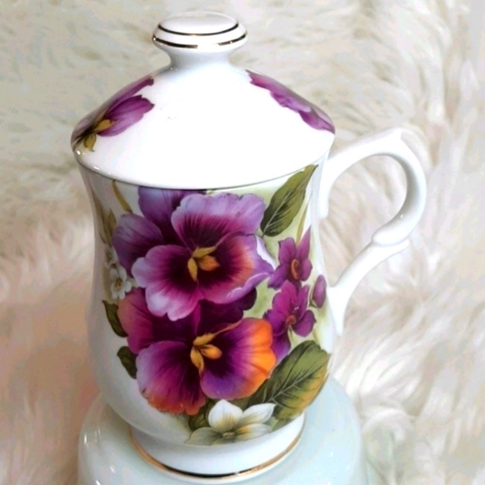 Handpainted Pansie Sugar bowl‎ Limited Amount  Made From Golden Crown